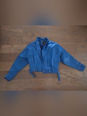 Vintage 1980s Authentic Genuine Leather Blue Cropped Jacket With Belt Buckle